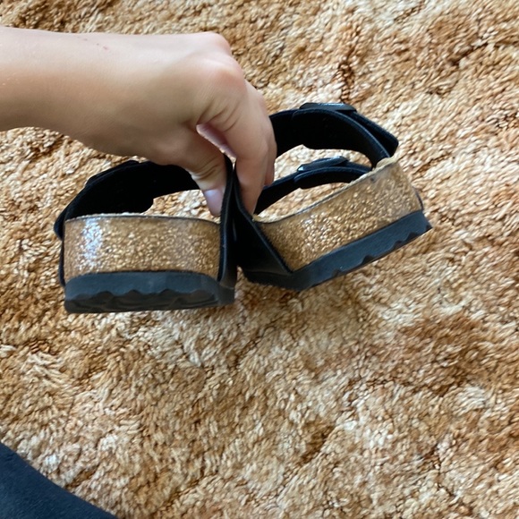 Birkenstocks size 7, new and never worn - Picture 6 of 7